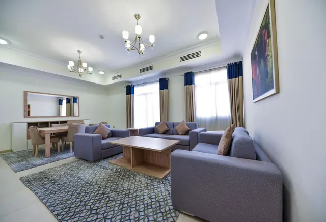 Furnished 2 BDR Apartment in Luxurious Compound