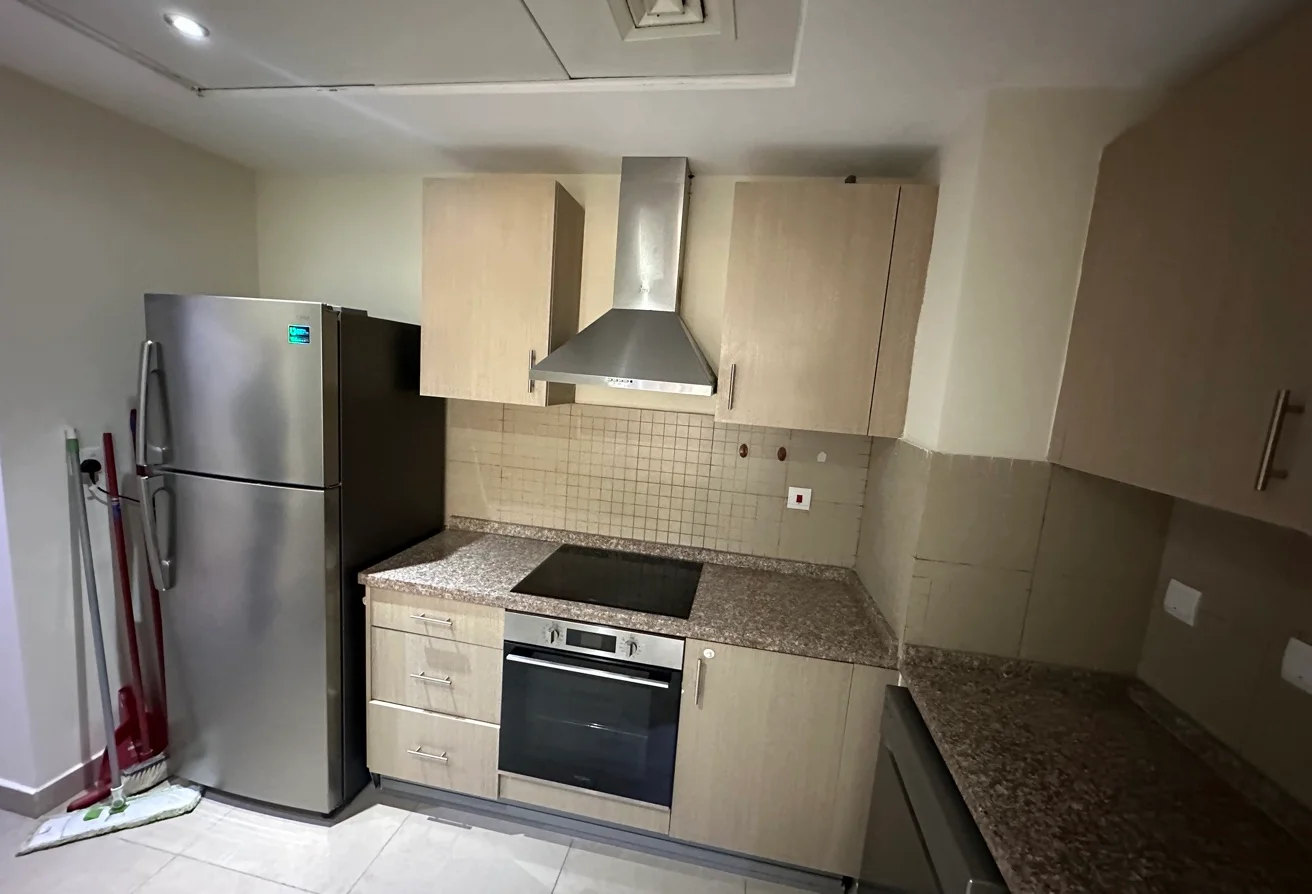 1 Bedroom Semi Furnished Panoramic Sky View
