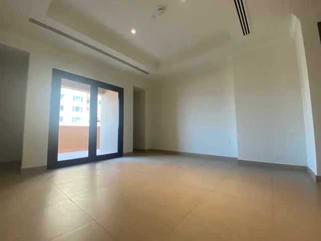 SEMI-FURNISHED 1 + OFFICE | HIGH FLOOR |