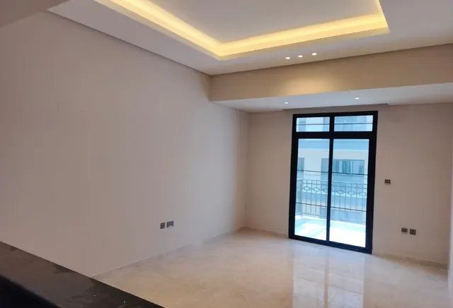 Freehold 1 & 2 BHK Luxury Homes | Easy Qatar Acces