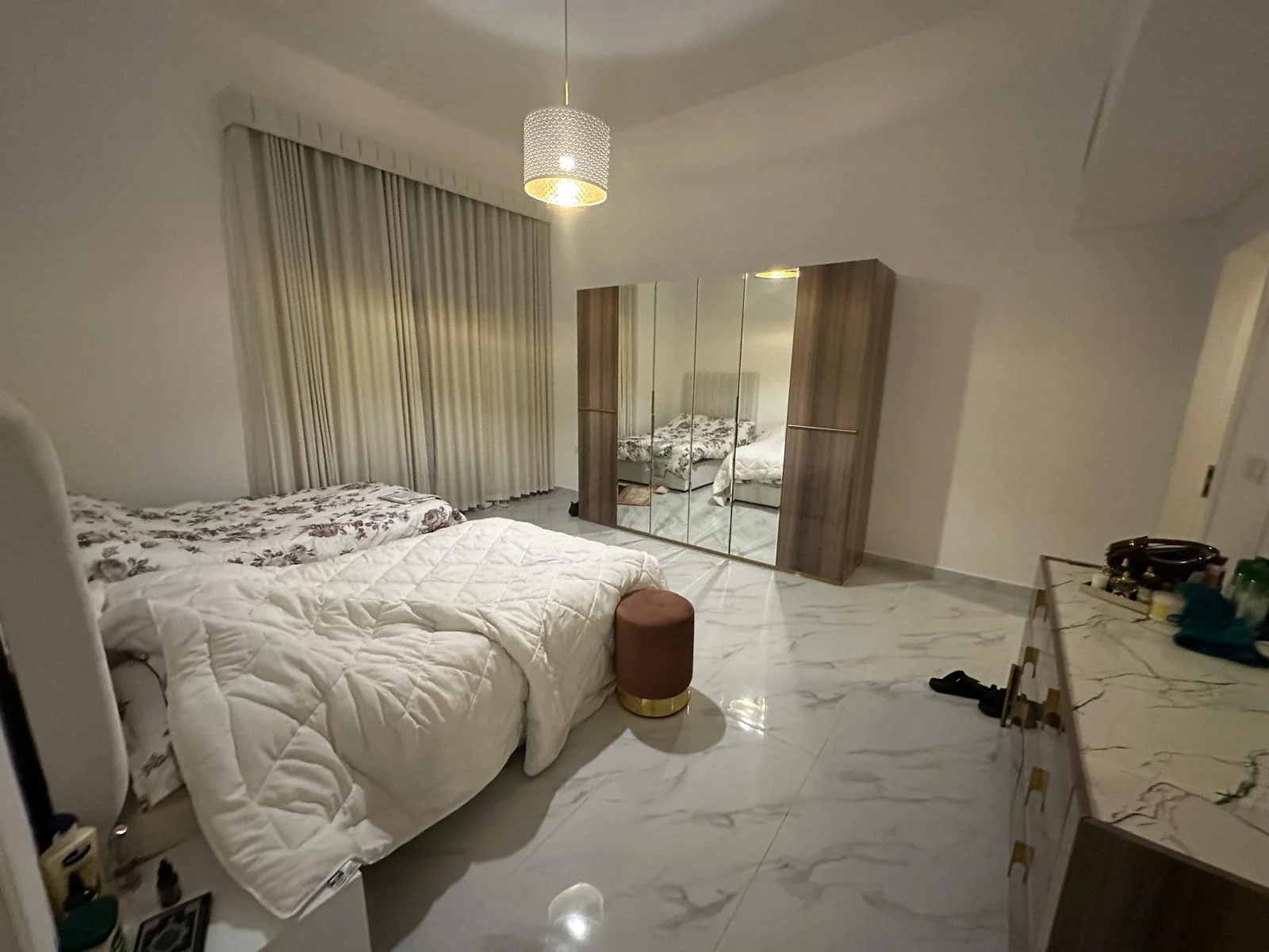 LUXURY 1BEDROOM FULLY FURNISHED APARTMENT