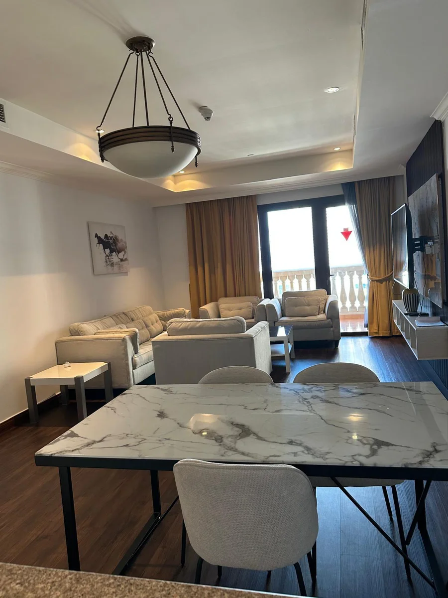 LUXURY 1BEDROOM FULLY FURNISHED WITH BALCONY