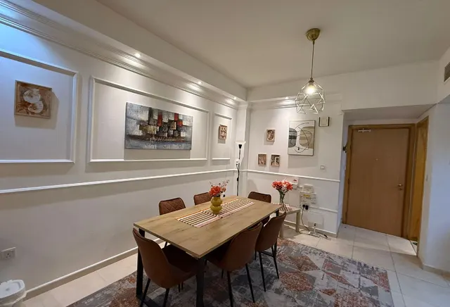 AMAZING 1 BHK FF INCLUDING BILLS NEXT TO TRAM