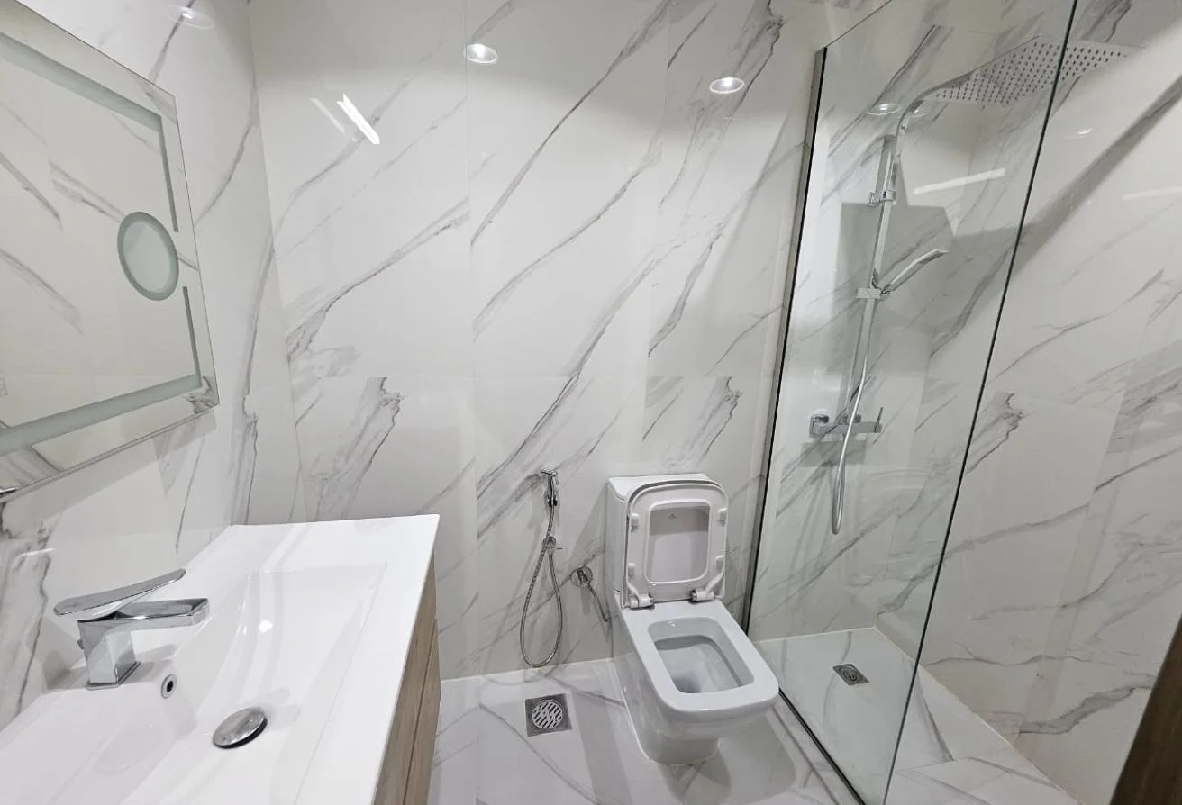LUXURIOUS 2 BHK LUSAIL MARINA NEXT TO NIGHT MARKET