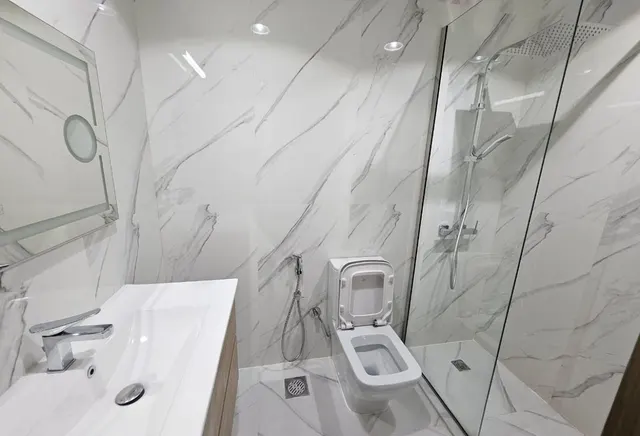 LUXURIOUS 2 BHK LUSAIL MARINA NEXT TO NIGHT MARKET