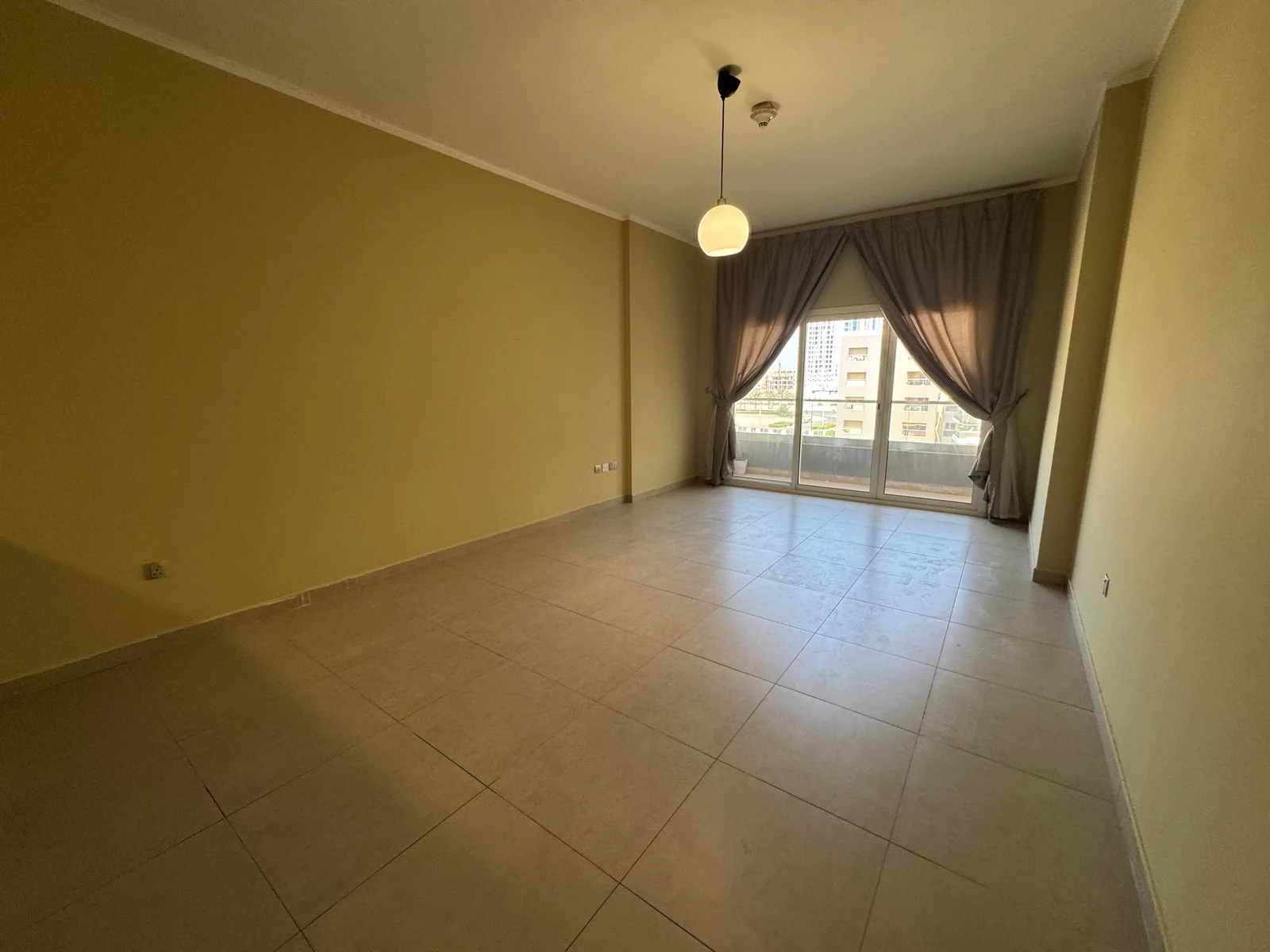 ELEGANT 2BEDROOM PLUS MAID ROOM WITH BALCONY