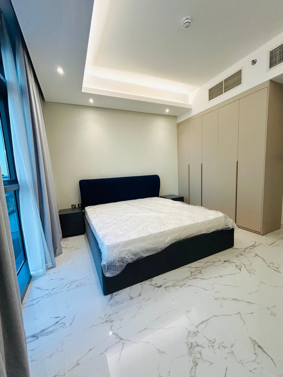 BRAND NEW 2 BEDROOM FULLY FURNISHED WITH BALCONY