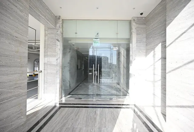 Freehold 1 & 2 BHK Luxury Homes | Easy Qatar Acces