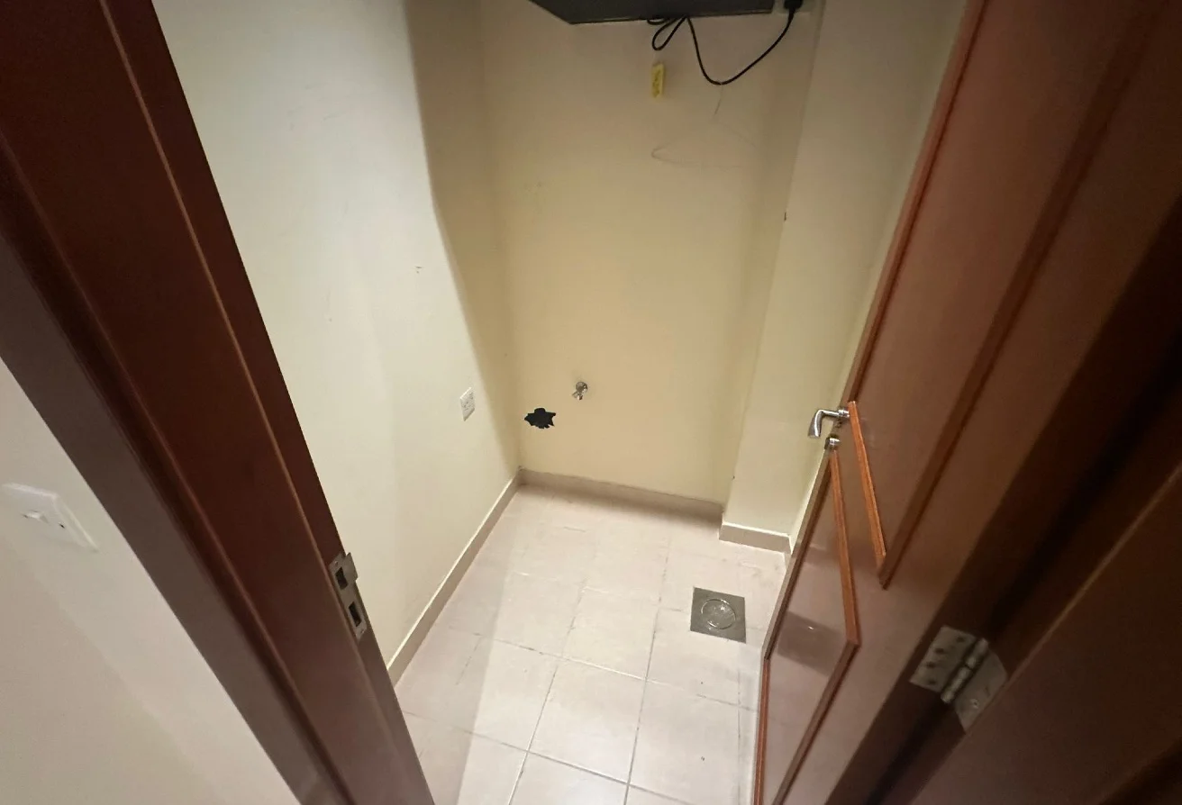 Spacious Fully Furnished 1BHK | MARINA VIEW