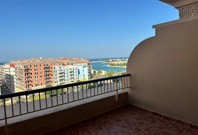 ELEGANT STUDIO FULLY FURNISHED APARTMENT FOR SALE