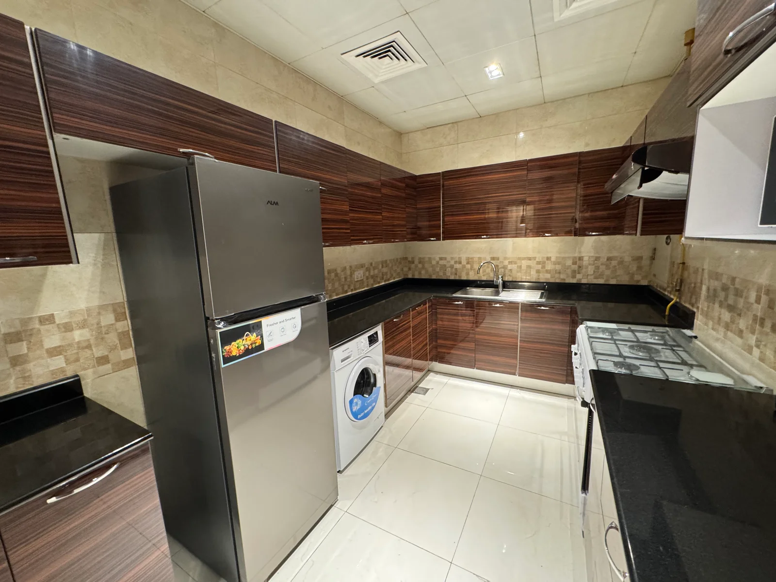 BRAND NEW 2BEDROOM FULLY FURNISHED WITH BALCONY