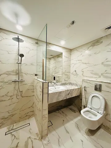 BRAND NEW 2 BEDROOM FULLY FURNISHED WITH BALCONY