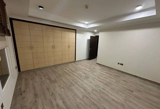 LUXURIOUS TWO-BEDROOM | BALCONY | MARINA VIEW - view 3