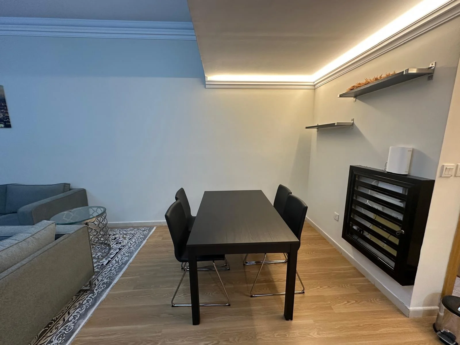 LUXURY 1BEDROOM FULLY FURNISHED APARTMENT