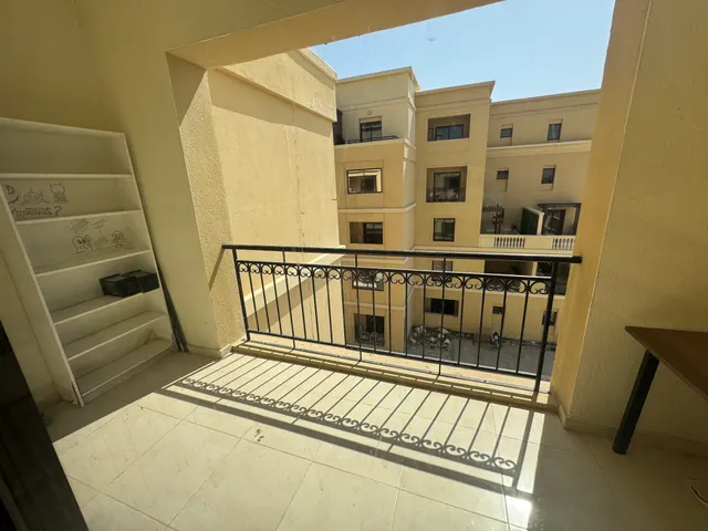 COZY 1 BEDROOM FULLY FURNISHED WITH BALCONY