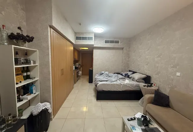 COZY STUDIO TITLE DEED GOOD FOR RP RENTED BALCONY