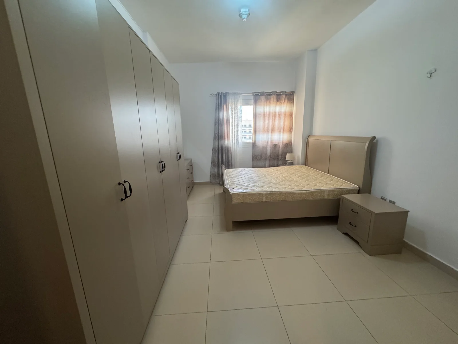 COZY 1BEDROOM FULLY FURNISHED WITH BALCONY