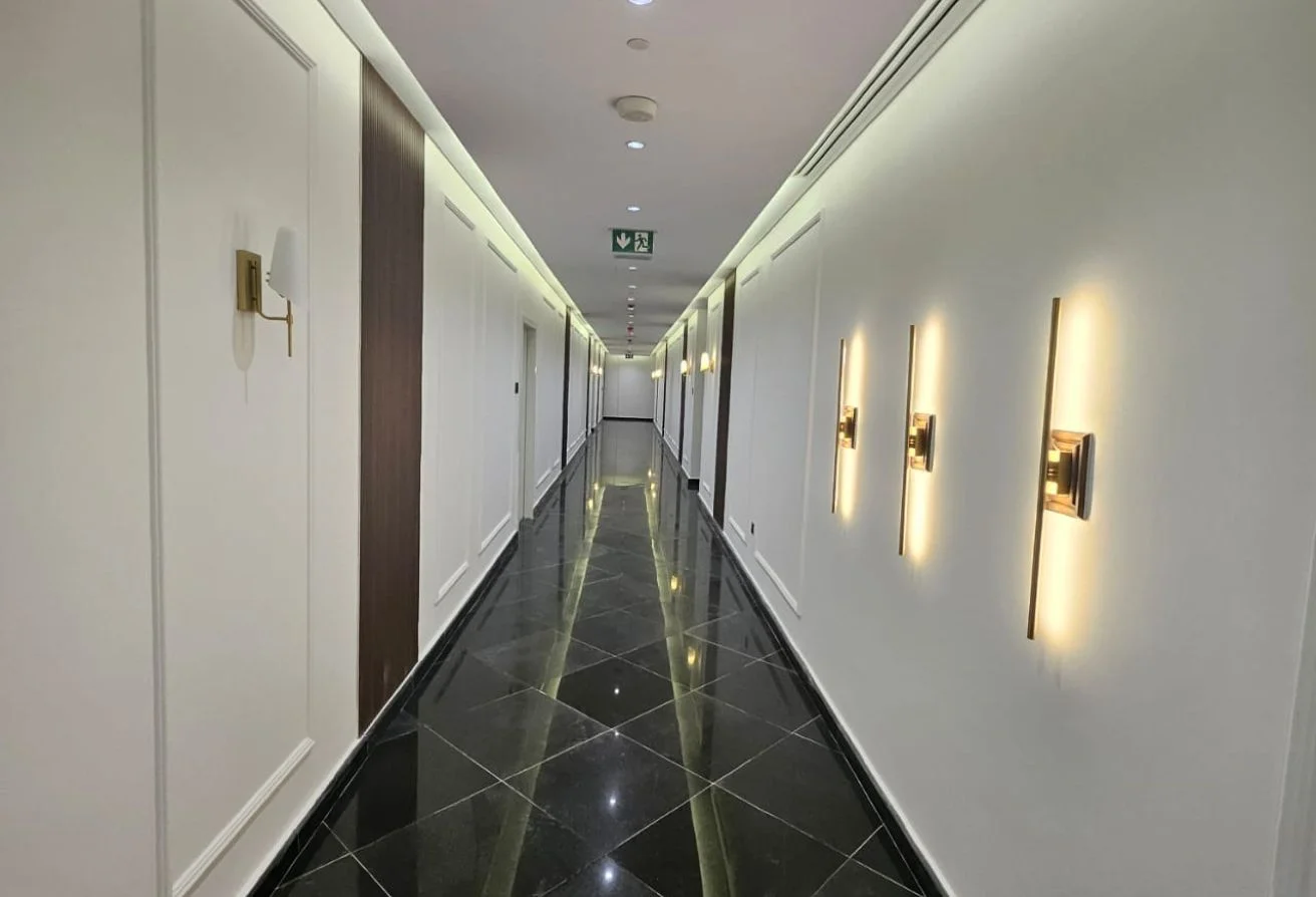 AMAZING 3 BHK+MAID SEA VIEW MONTHLY 20K IN PEARL