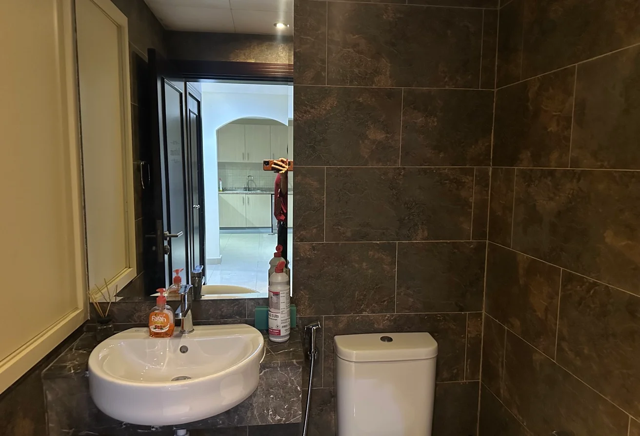 1 Bedroom Semi Furnished Panoramic Sky View