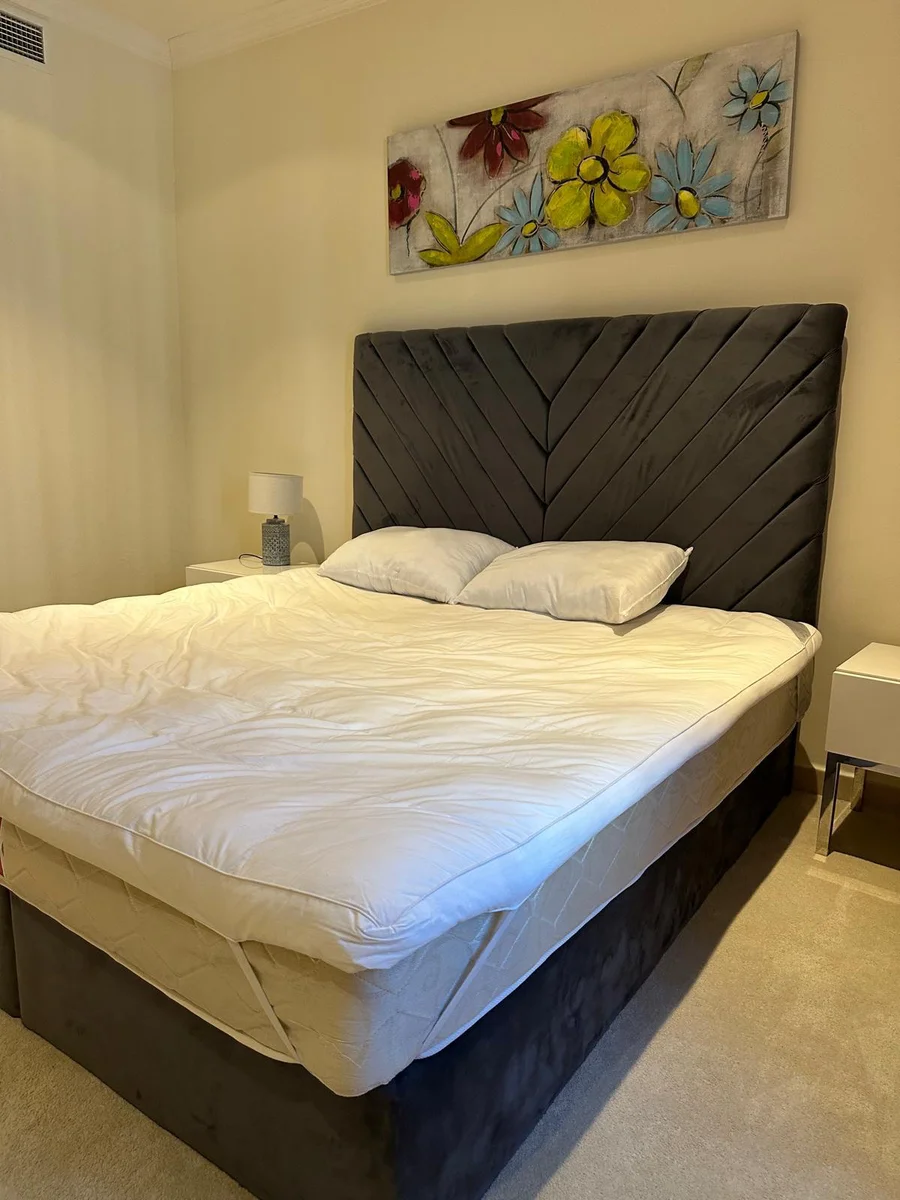 LUXURY 1BEDROOM FULLY FURNISHED WITH BALCONY