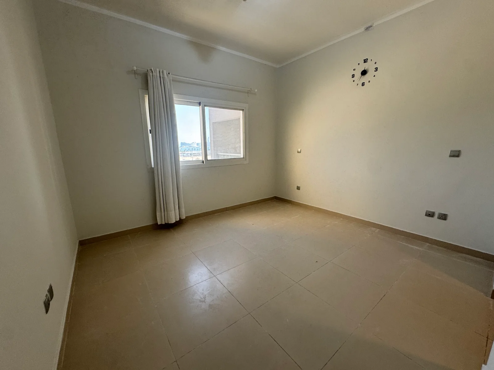 SEE VEIW 2BEDROOM PLUS MAID ROOM WITH BALCONY