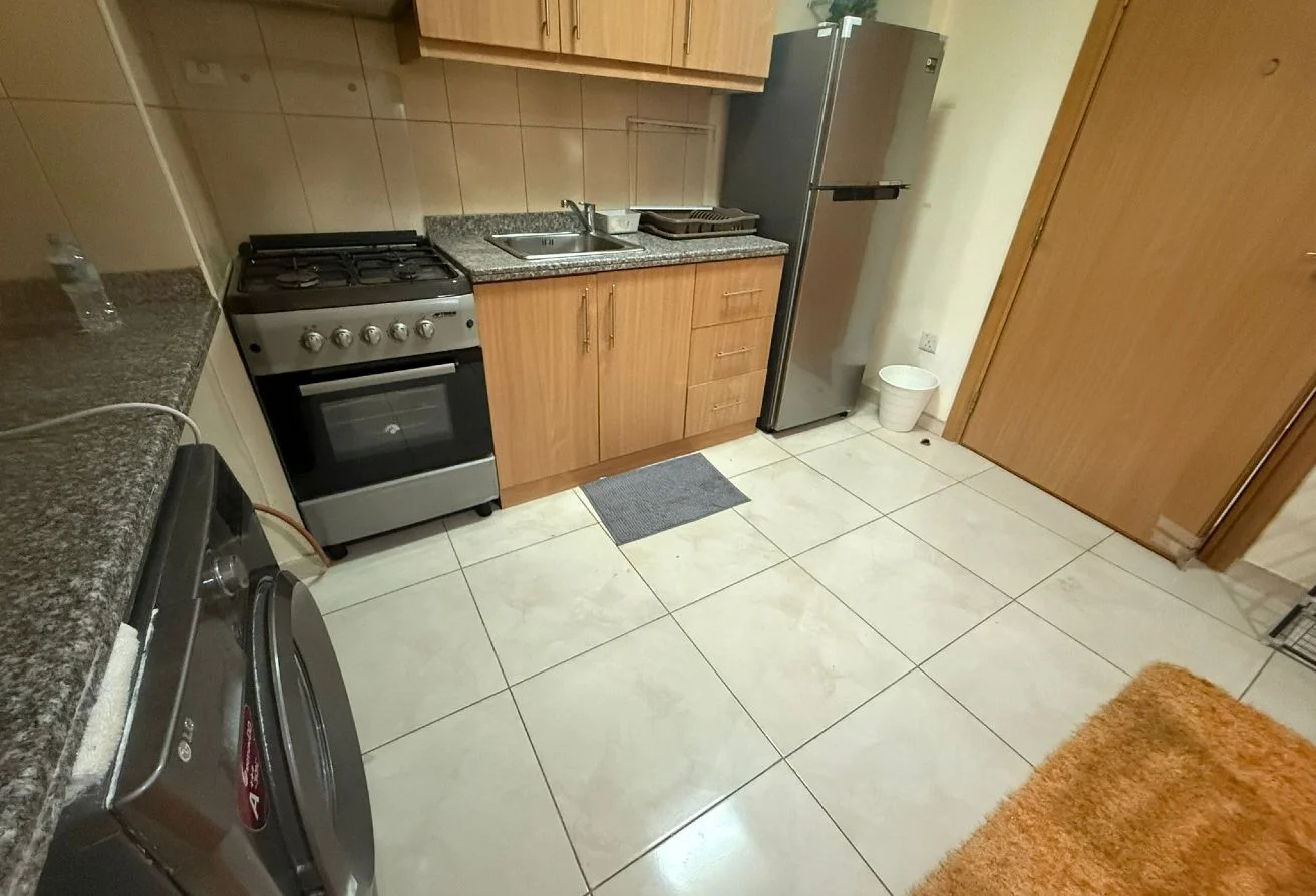 AMAZING STUDIO FF INCLUDING BILLS NEAR TO TRAM