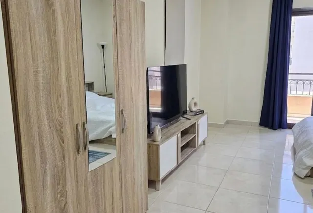 Cozy studio fully furnished with balcony bills inc