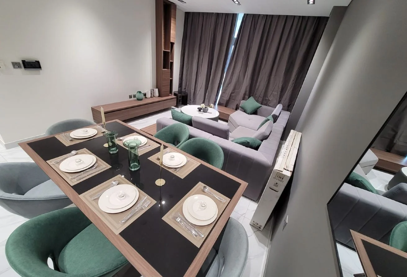 RENTED 2 BHK PARK VIEW WITH TERRACE BEST PRICE