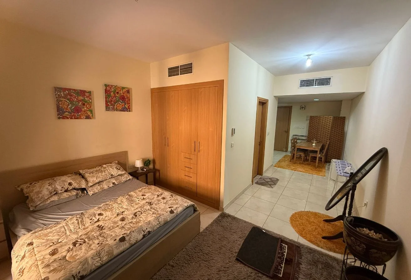 AMAZING STUDIO FF INCLUDING BILLS NEAR TO TRAM