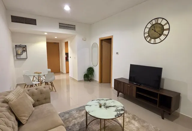 COZY 1 BHK FULLY FURNISHED BEST PRICE IN FOX HILLS