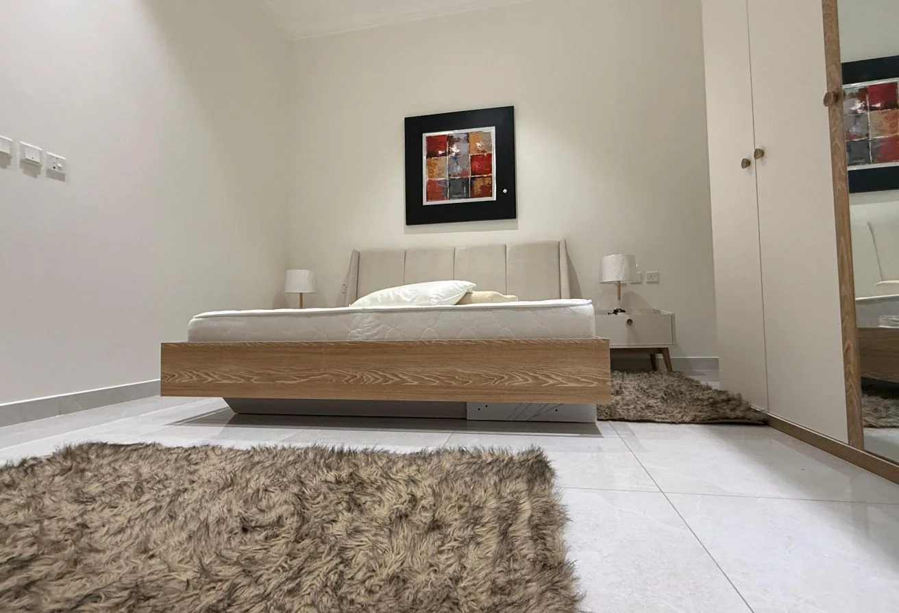 Exclusive Deal Fully Furnished 2BHK Sea Prime loca