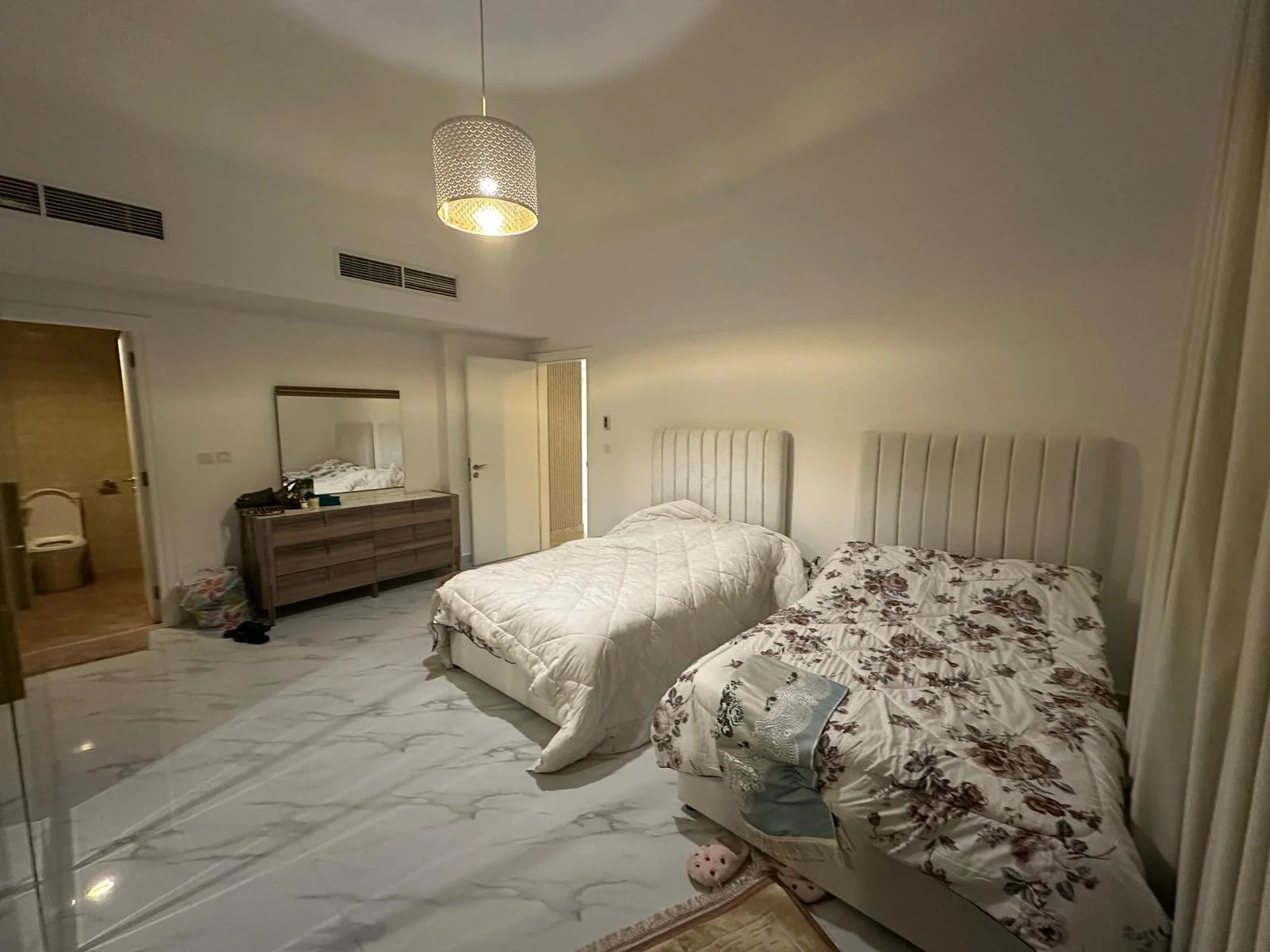 LUXURY 1BEDROOM FULLY FURNISHED APARTMENT