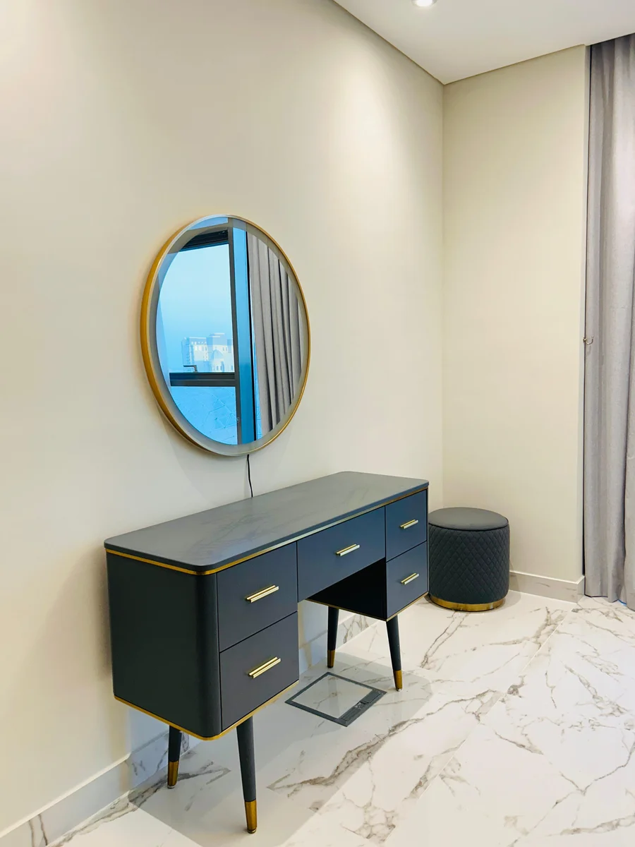 BRAND NEW 2 BEDROOM FULLY FURNISHED WITH BALCONY