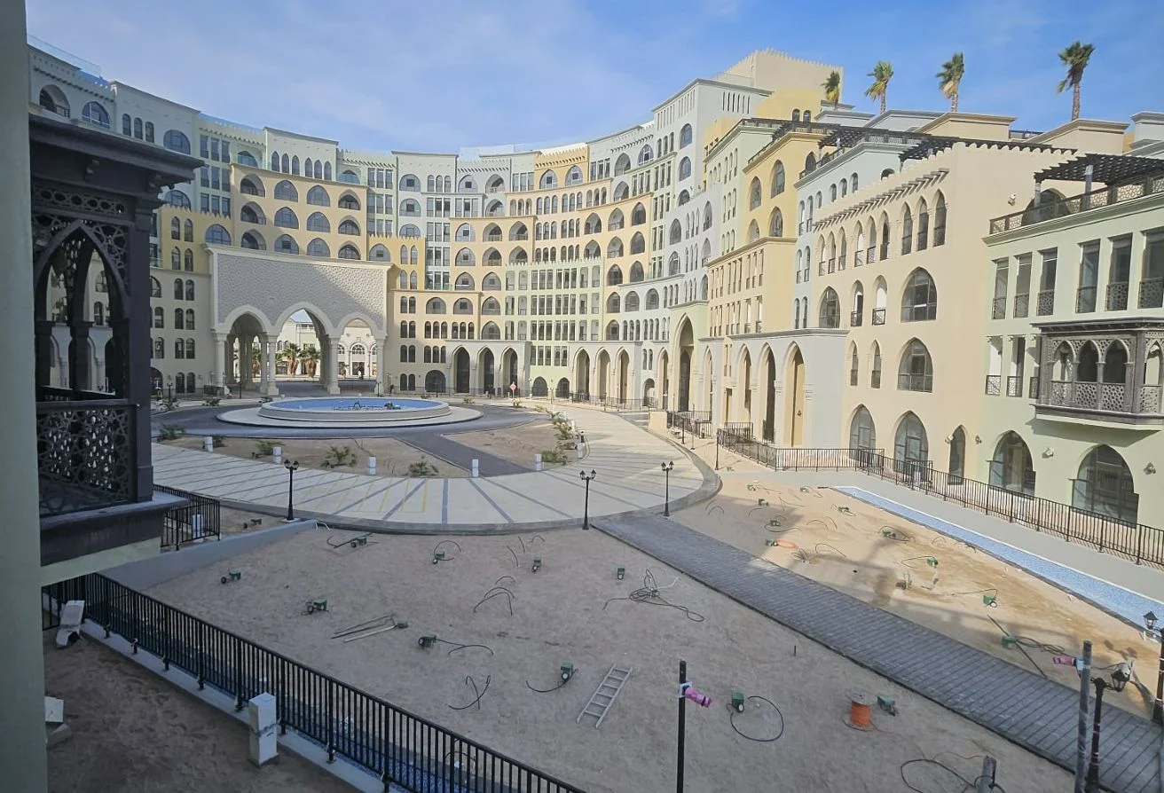 SEA VIEW STUDIO WITH BEACH ACCESS ON PAYMENT PLAN