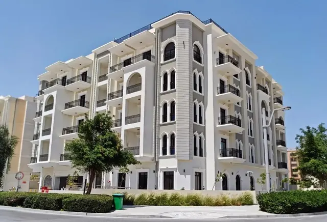 Freehold 1 & 2 BHK Luxury Homes | Easy Qatar Acces