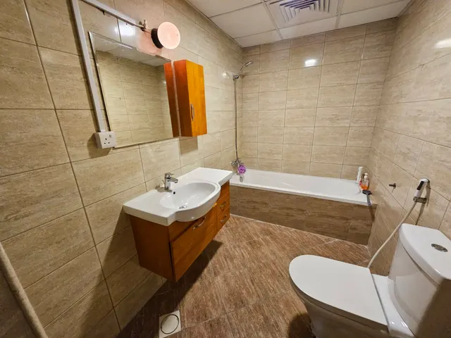 BRAND NEW FURNISHER 1BEDROOM BIG LAYOUT