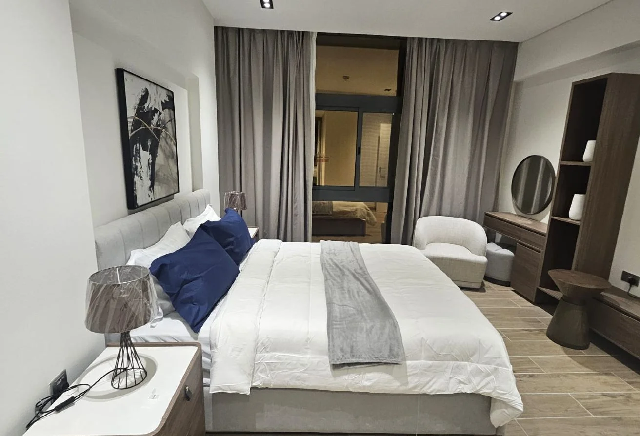 BRAND NEW 2 BHK FULLY FURNISHED WADI VIEW