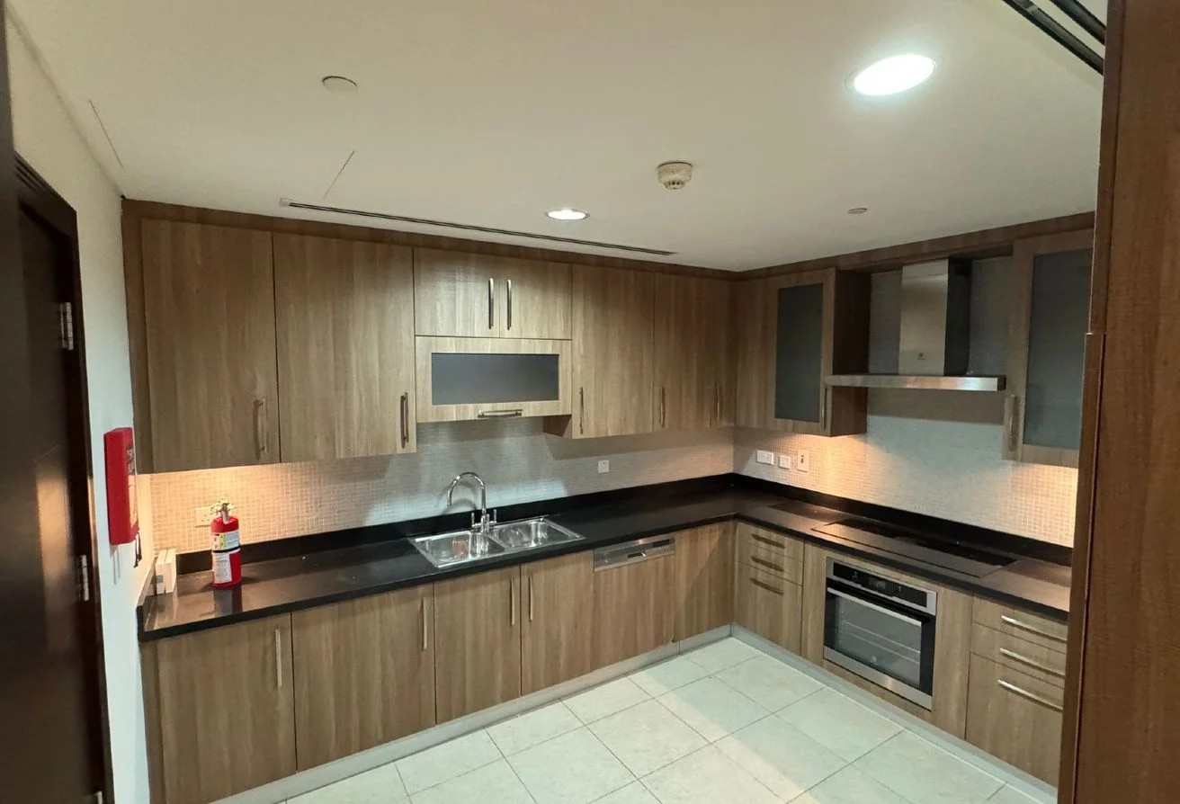 BEST OFFER 2 BEDROOM  2 BALCONIES | SEA view