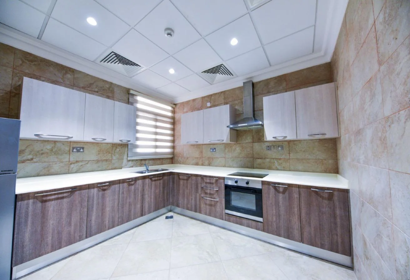 Furnished 2 BDR Apartment in Luxurious Compound
