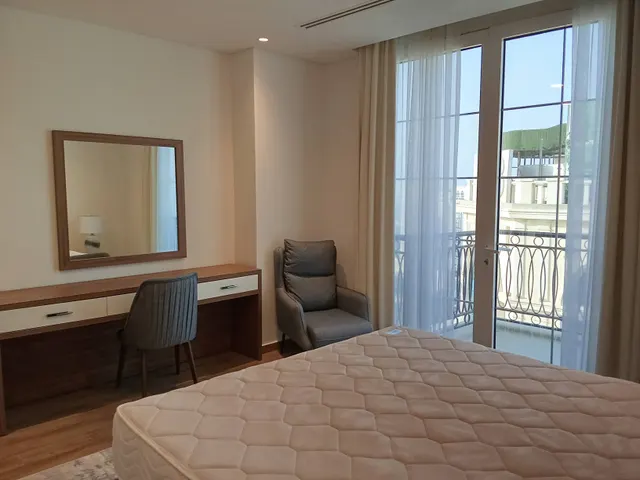 Stunning 1BHK for Rent, Floresta, (Bills included)