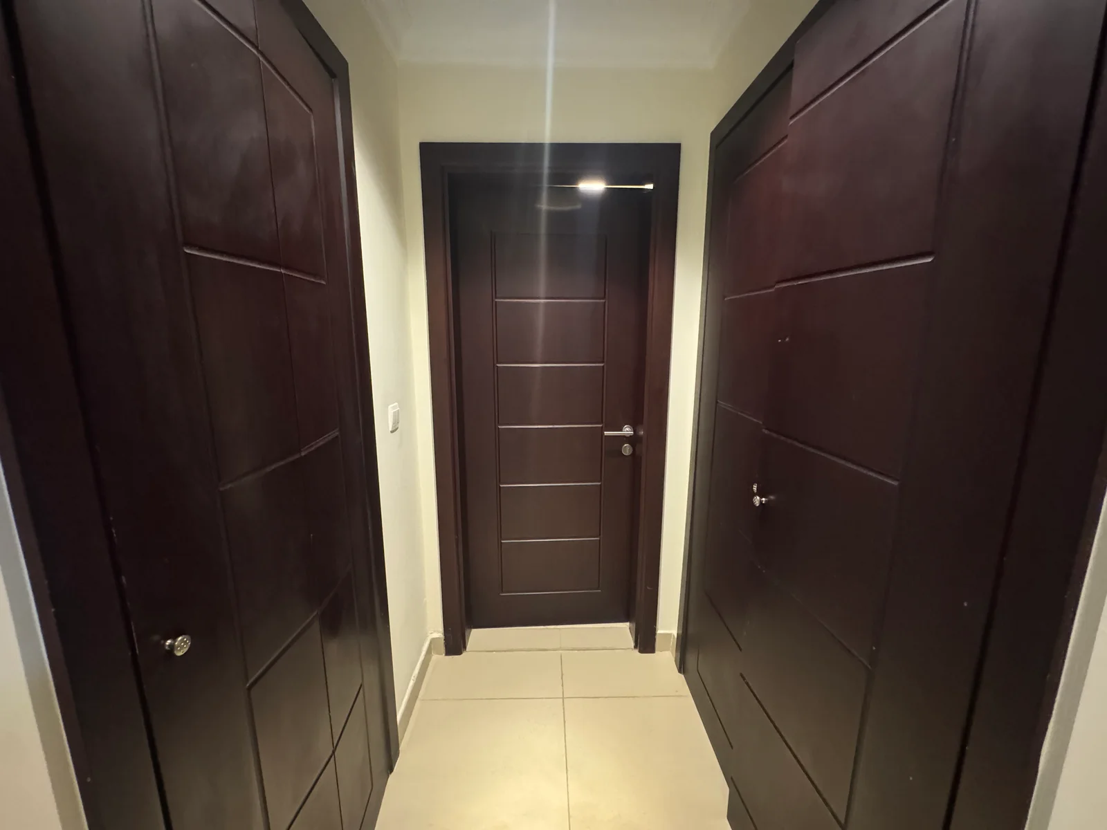SPACIOUS 1 BEDROOM FULLY FURNISHED WITH SEE VIEWS