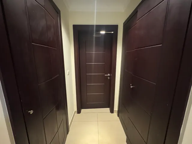 SPACIOUS 1 BEDROOM FULLY FURNISHED WITH SEE VIEWS