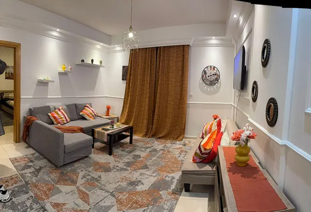 AMAZING 1 BHK FF INCLUDING BILLS NEXT TO TRAM