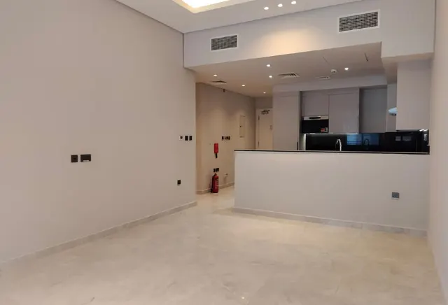 Freehold 1 & 2 BHK Luxury Homes | Easy Qatar Acces