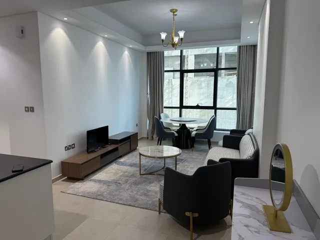 LUXURY 1BHK FF SEE VIEW MARINA WITH BALCONY