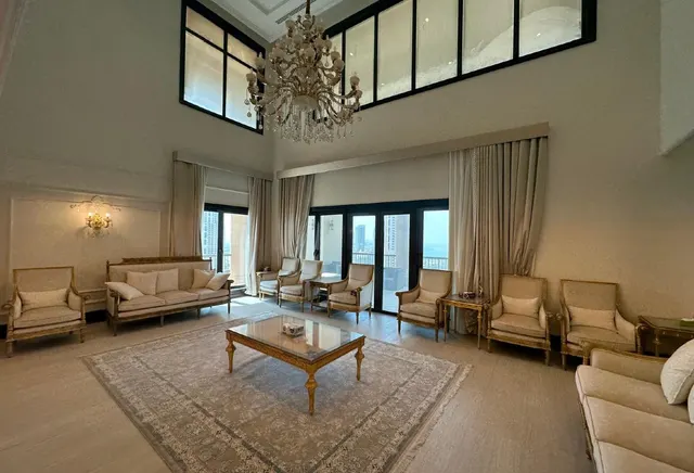 5BR+ 3Maid Duplex with Private Pool
