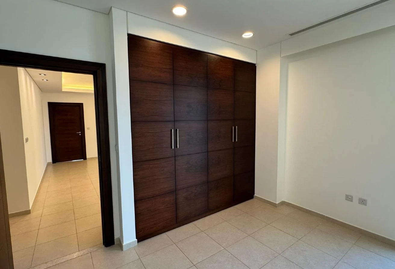 BEST OFFER 2 BEDROOM  2 BALCONIES | SEA view