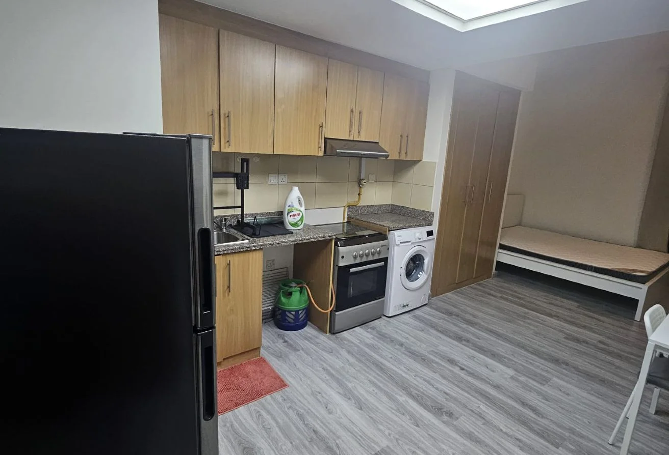 ELEGANT STUDIO FF INCLUDING BILLS NEAR TO TRAM