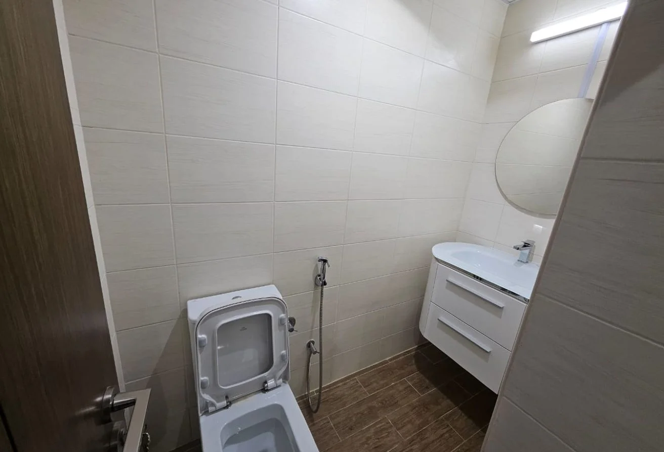 LUXURIOUS 2 BHK LUSAIL MARINA NEXT TO NIGHT MARKET
