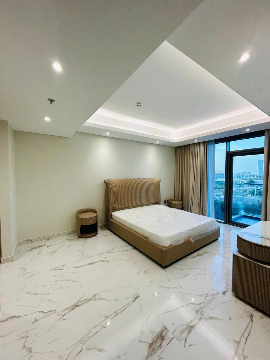 BRAND NEW 2 BEDROOM FULLY FURNISHED WITH BALCONY